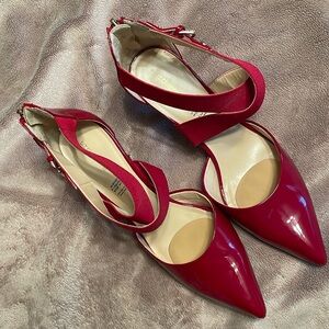 Size 10 Liz Claiborne pumps.